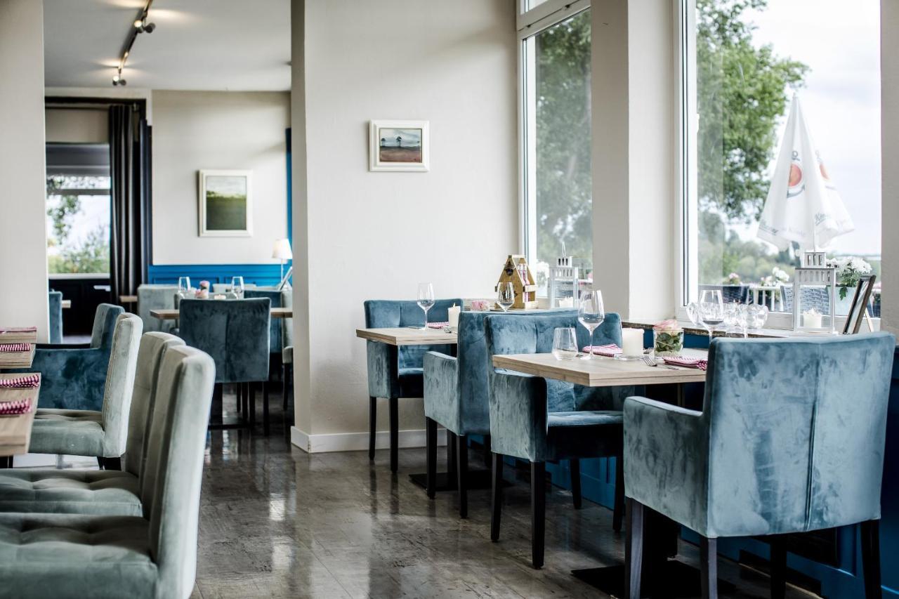 Hotel Faehrhaus Km734 Düsseldorf Esterno foto