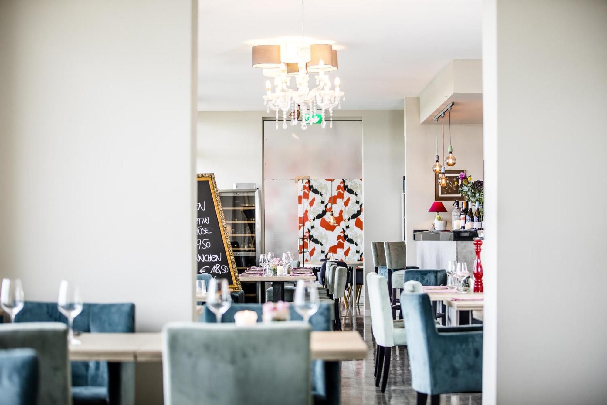Hotel Faehrhaus Km734 Düsseldorf Esterno foto