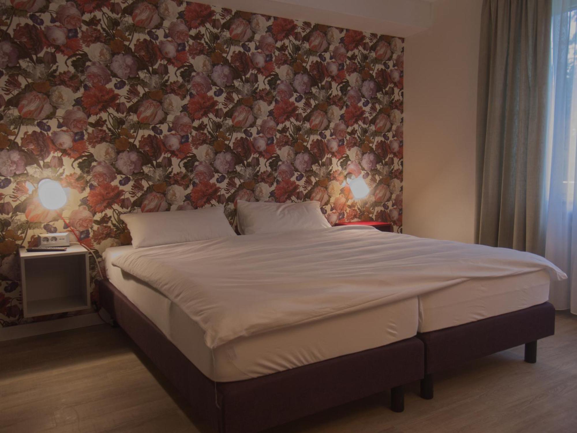 Hotel Faehrhaus Km734 Düsseldorf Camera foto