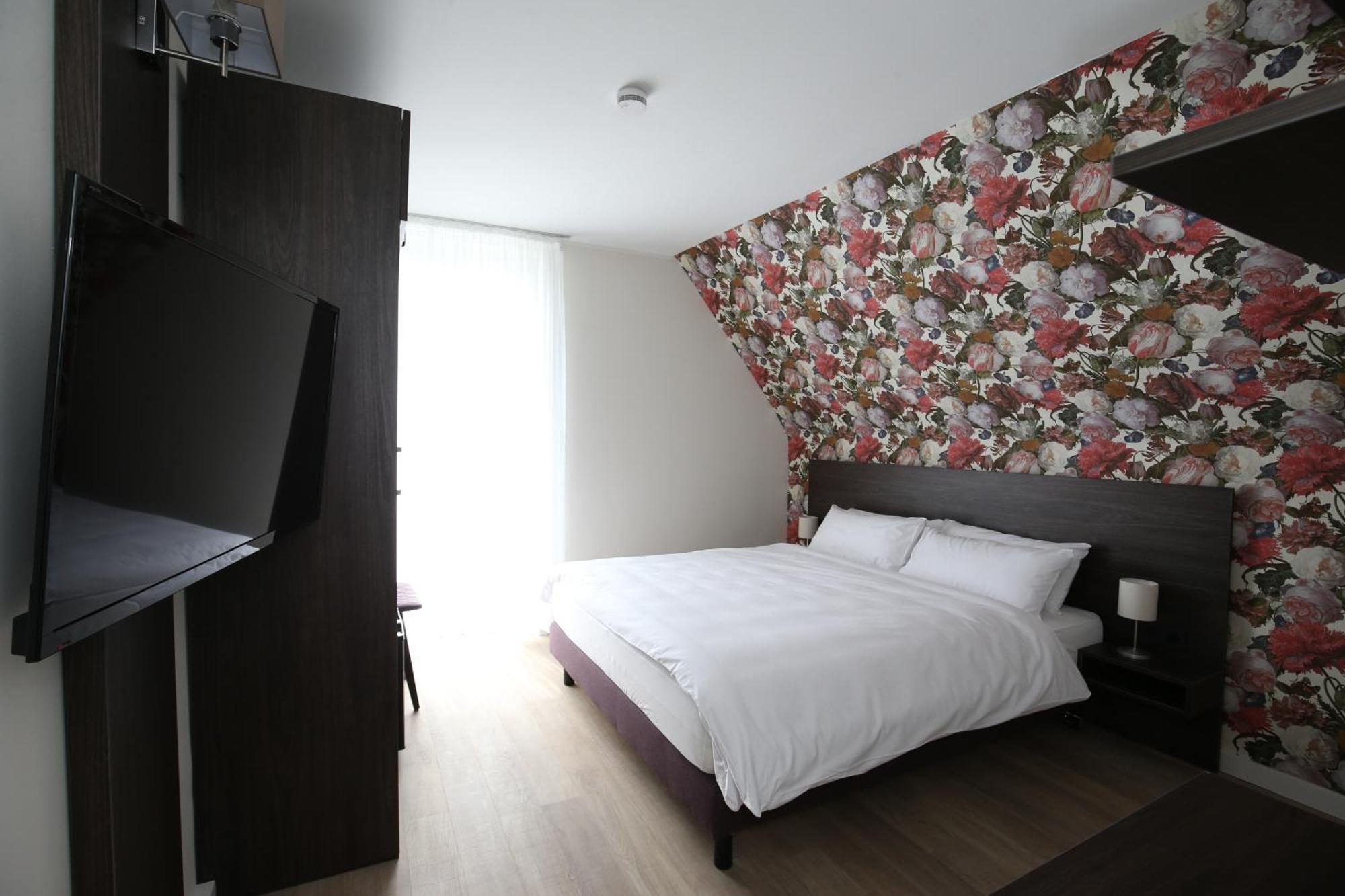 Hotel Faehrhaus Km734 Düsseldorf Camera foto