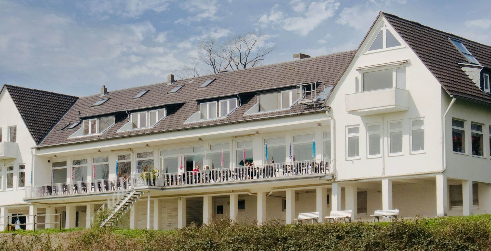 Hotel Faehrhaus Km734 Düsseldorf Esterno foto